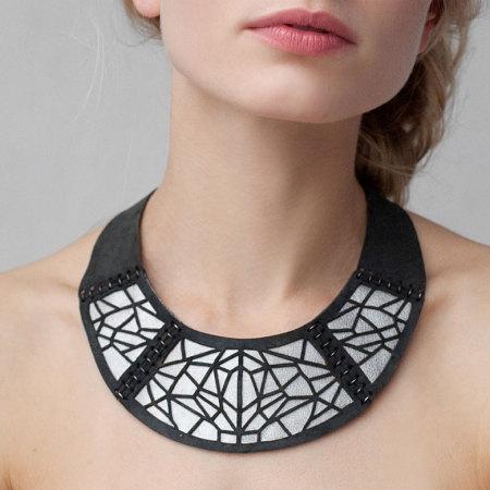 Collar II